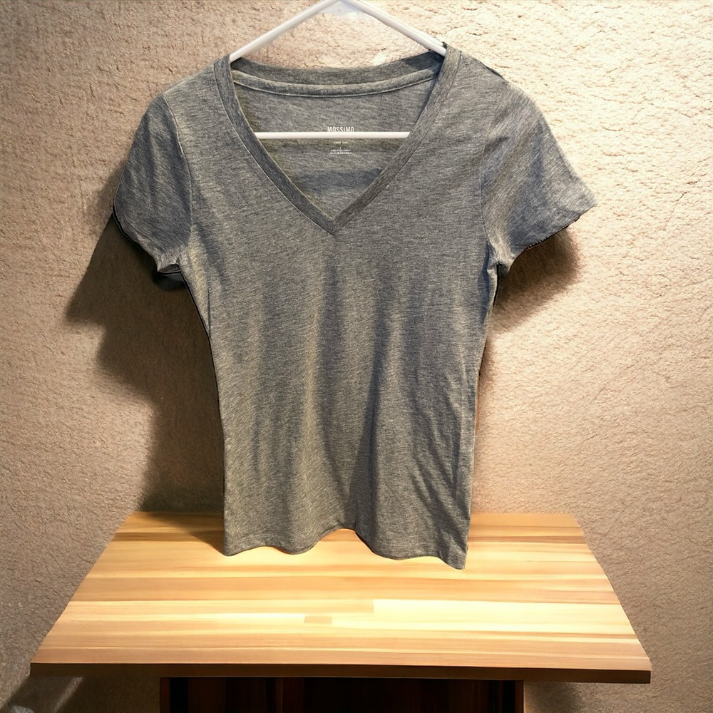 Mossimo Grey V Neck T Shirt